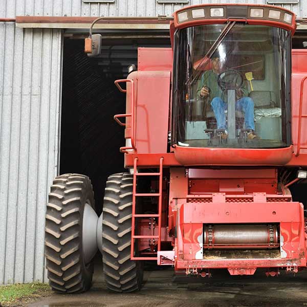 THE BENEFITS OF INVESTING IN A MACHINE SHED FOR YOUR AGRICULTURE BUSINESS